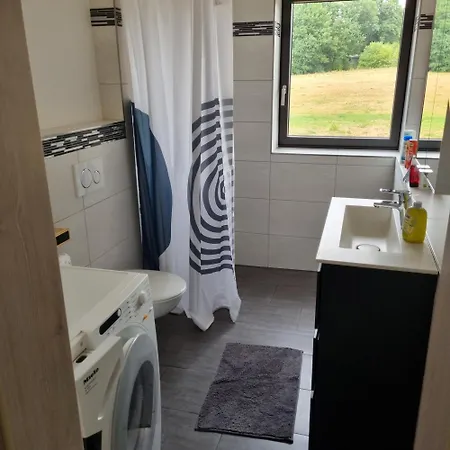 Moderne Ferienwohnung,im Fraenkischen Seenland , 25 Min Messe Nbg Roth (Bavaria)