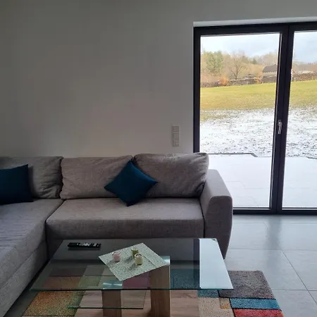 Διαμέρισμα Wiesengrund, Ruhig Im Ortsteil Von Roth, Naehe Rothsee, 25 Min Messe Nbg *