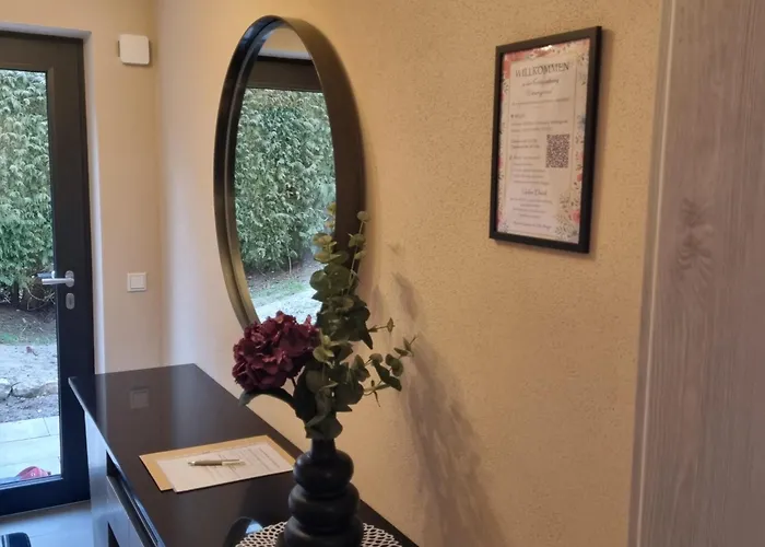 Wiesengrund, Ruhig Im Ortsteil Von Roth, Naehe Rothsee, 25 Min Messe Nbg Apartament Roth (Bavaria)