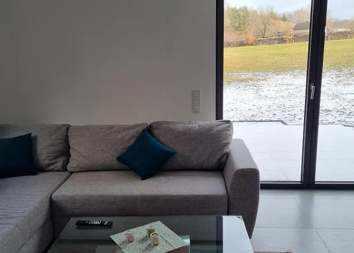 Apartament Wiesengrund, Ruhig Im Ortsteil Von Roth, Naehe Rothsee, 25 Min Messe Nbg *